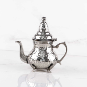 Théière Orientale en cuivre martelé