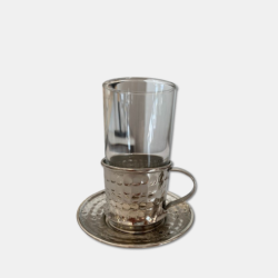 Verre à Thé oriental avec support en métal martelé